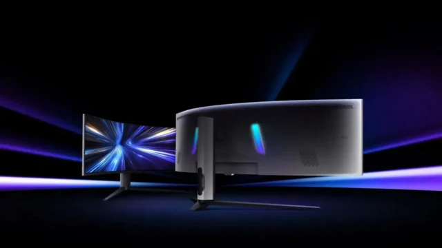 TCL has introduced its 57-inch ultra-wide-angle monitor!