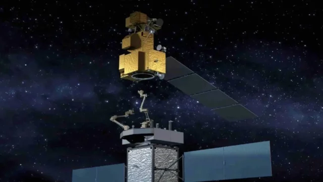 China performs refueling in Earth orbit