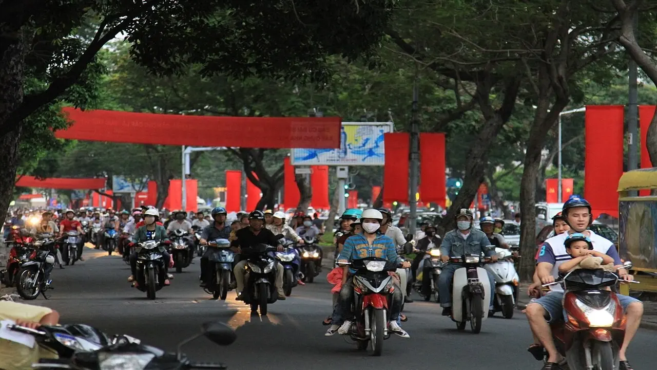Gasoline-powered motorcycles banned in Vietnam