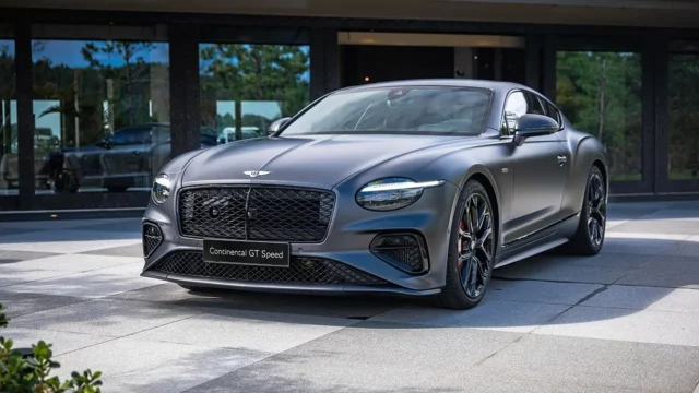 Luxury car brand Bentley has changed its logo!