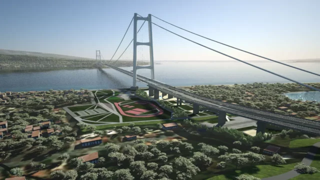 The longest suspension bridge is under construction
