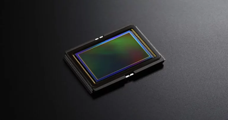 Sony-triple-layer-sensor-1