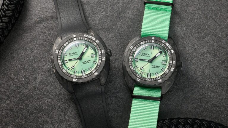 Doxa-SUB-300-Carbon-Seafoam-1