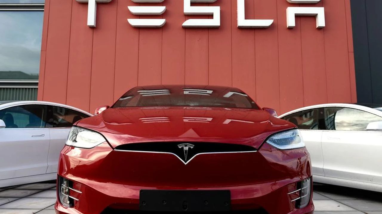 Tesla hasn’t forgotten its older models! Major update