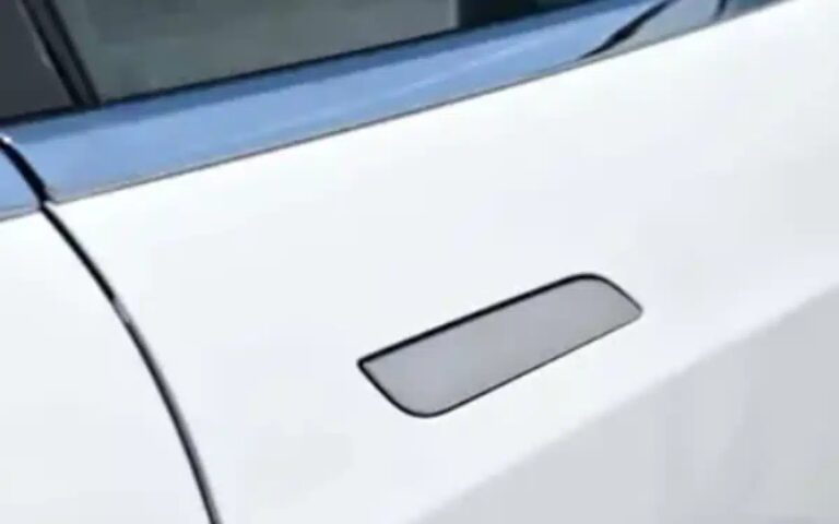 Tesla-hidden-door-handle-china-ban-1