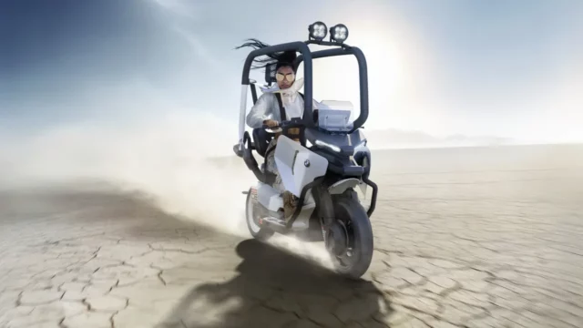 BMW unveils electric scooter