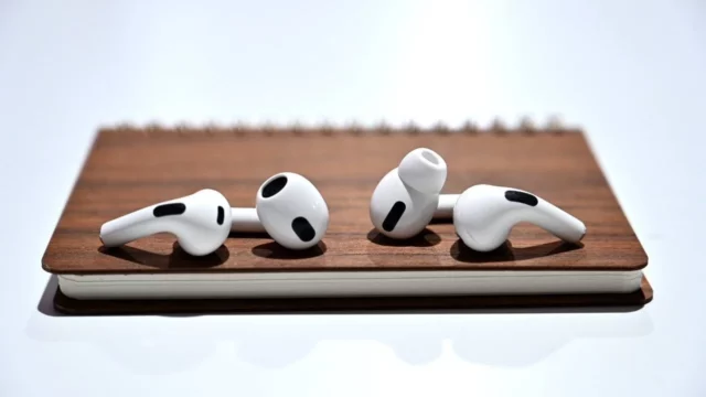 AirPods Pro with a camera are coming!