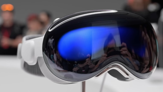 Next-generation Apple Vision Pro suspended