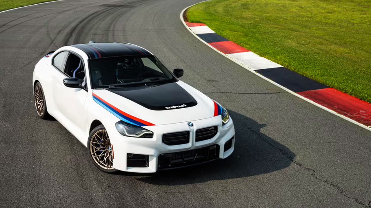 BMW unveils limited-edition M2 Turbo!