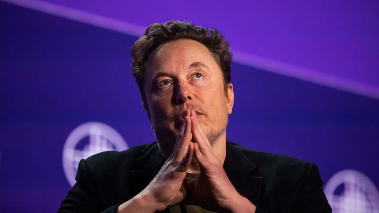 Elon Musk demands $1 trillion: A robot army is essential!