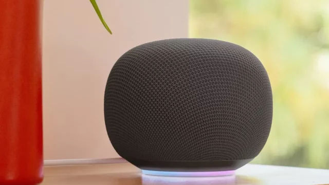 Google announces AI speaker