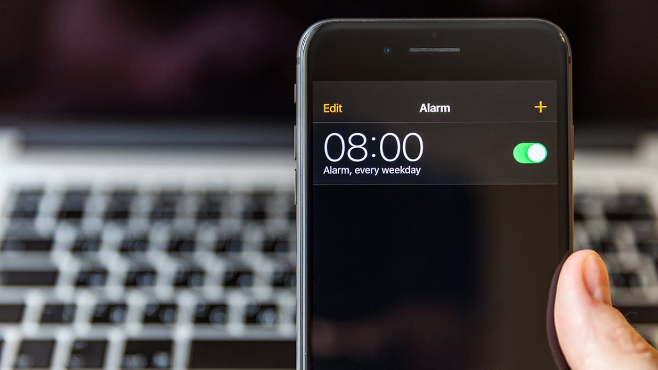 iPhone-alarm-1