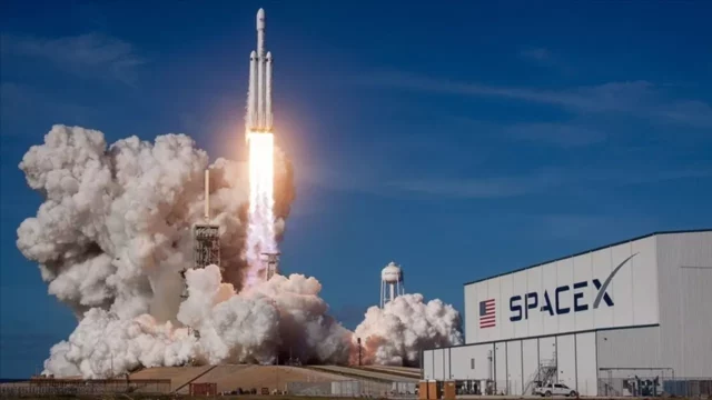 SpaceX sets new launch date