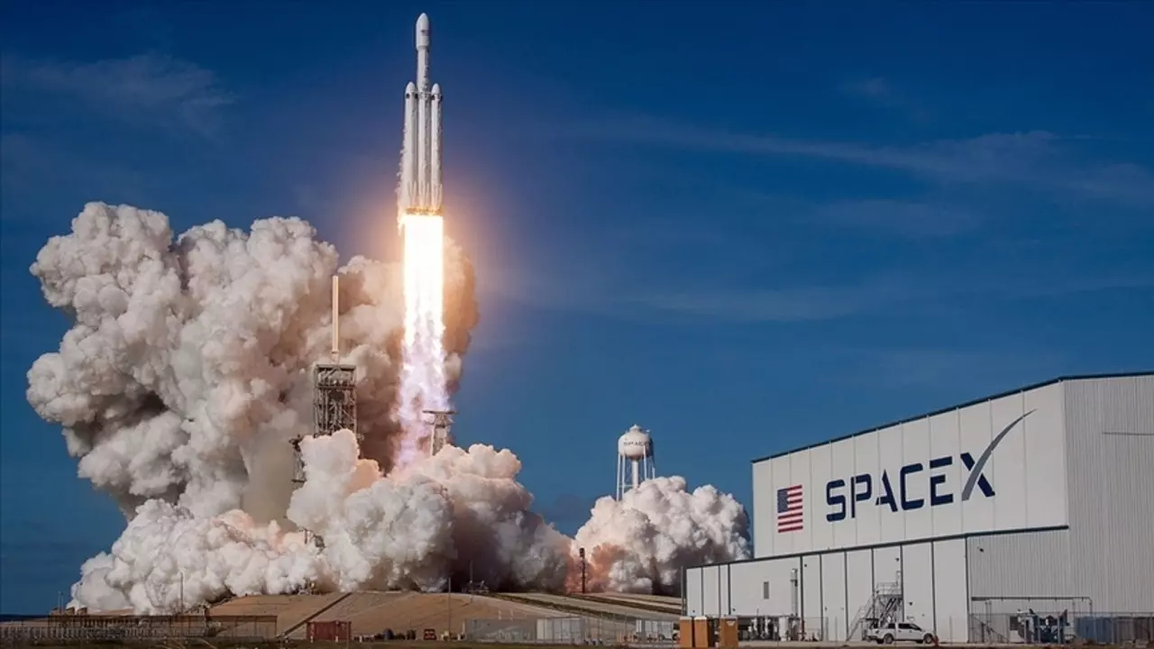 SpaceX sets new launch date