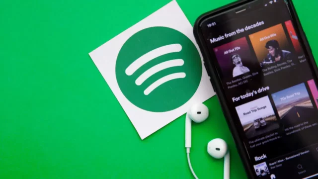 Spotify partners with major music companies for AI