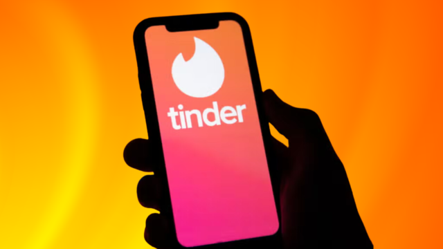 Tinder fights fake accounts: Face Check will now be required