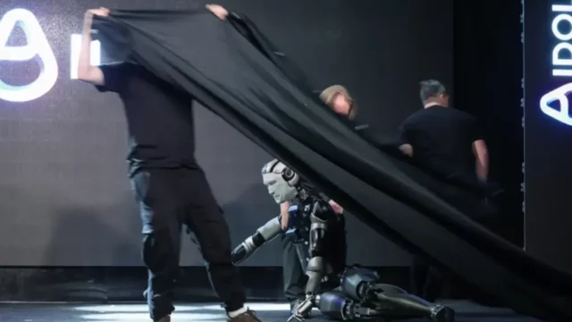 Humanoid robot faints