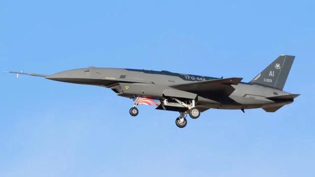 Unmanned fighter jet passes test