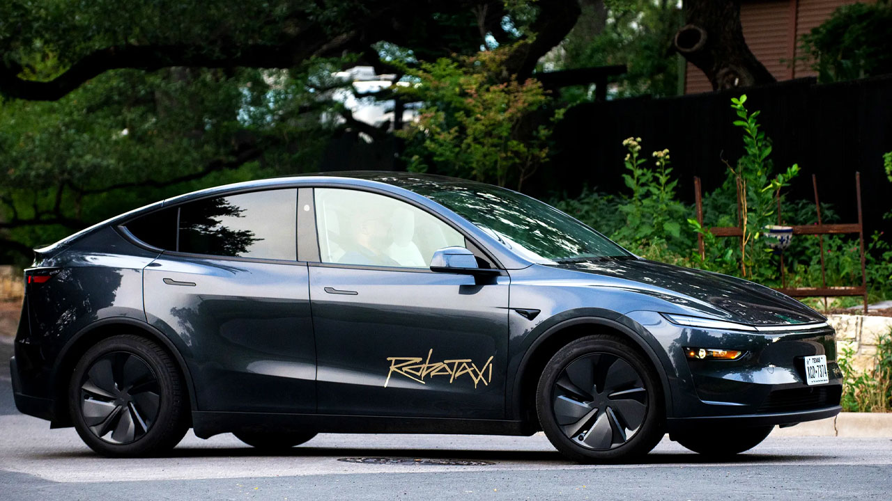 The driverless Tesla Robotaxi has been spotted on the roads!