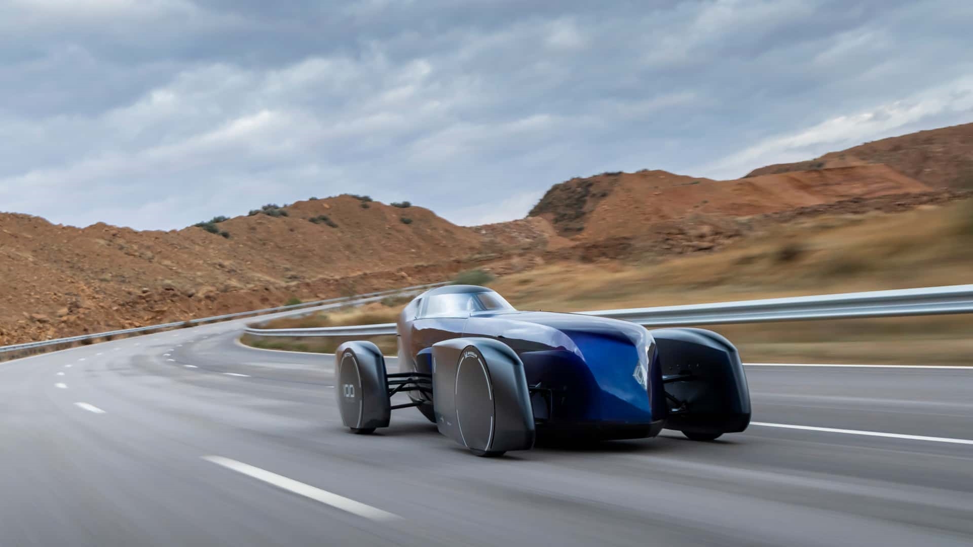 Renault Breaks Electric Vehicle Range Record: 1000 KM on a Single Charge!