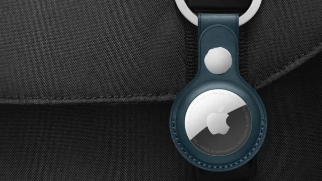 Apple’s New AI Wearable Device: An AirTag-Sized Future?