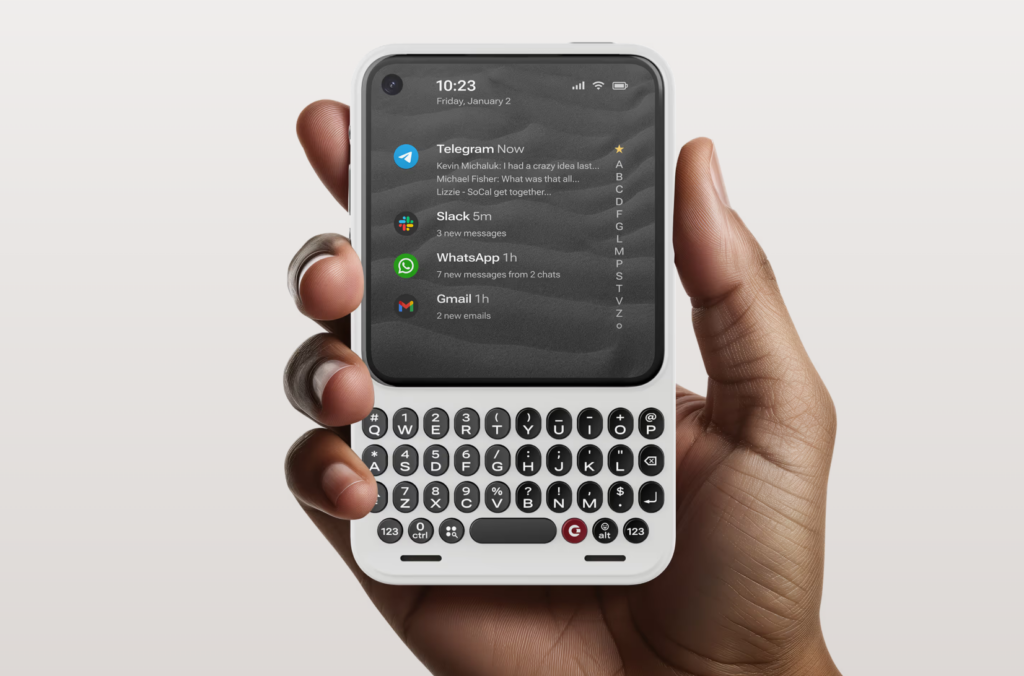 Clicks Communicator with physical keyboard