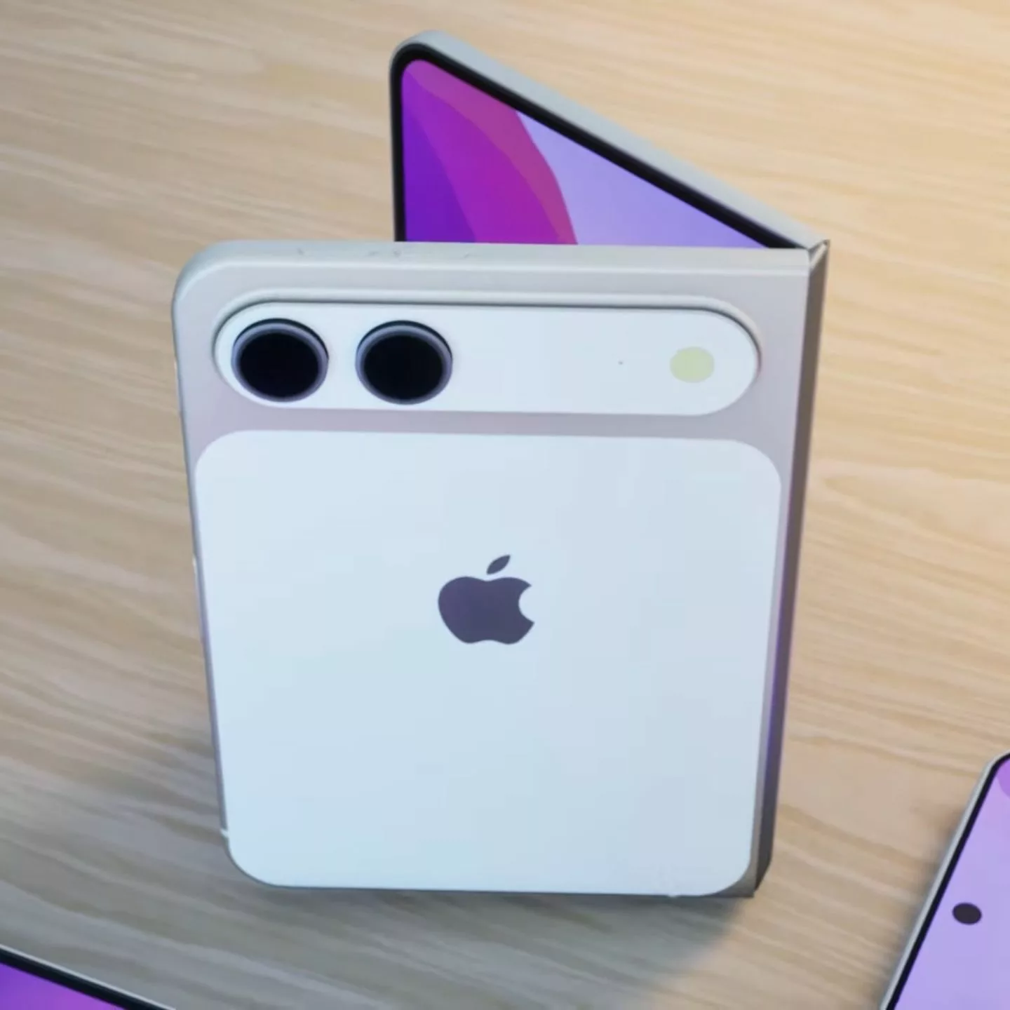 Foldable iPhone Battery to Set a New Record