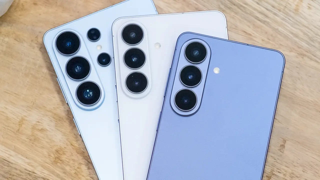 First Update Released for Galaxy S26