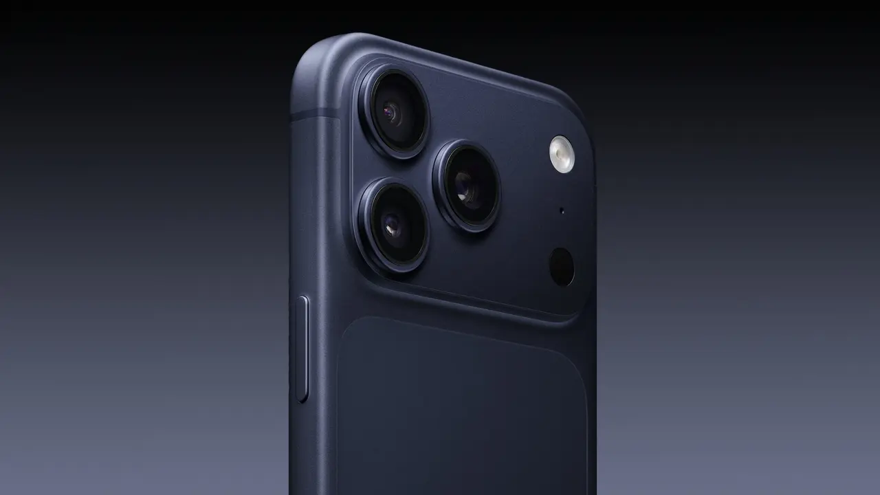 iPhone 18 Launch Strategy Mirrors the 2020 Market Disruption