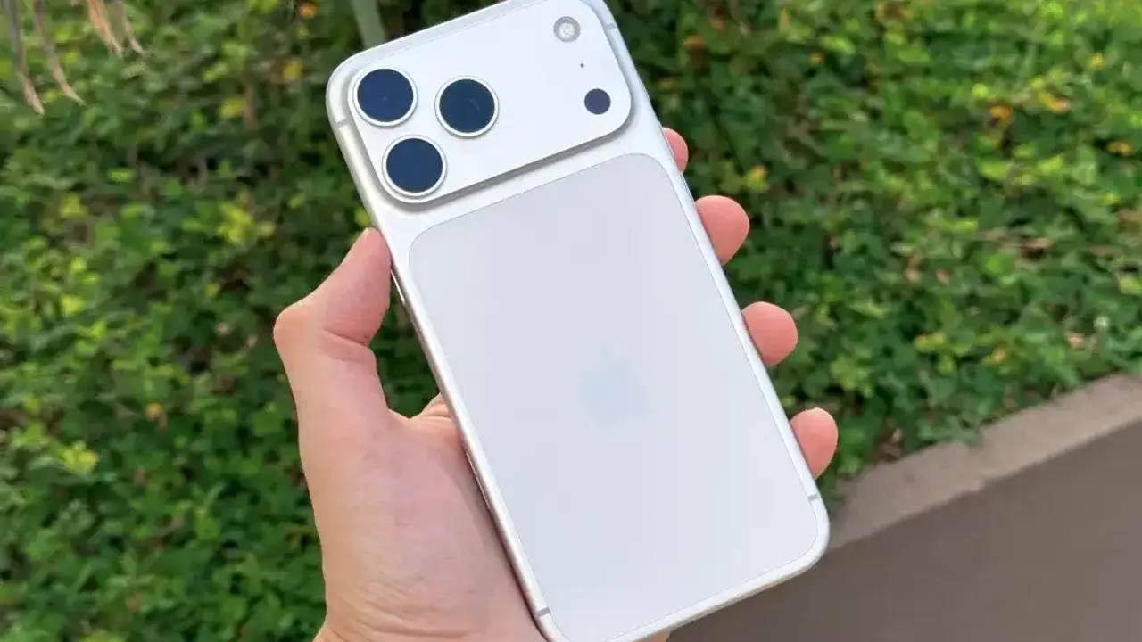 Apple Plans Significant 12GB RAM Upgrade for iPhone 18