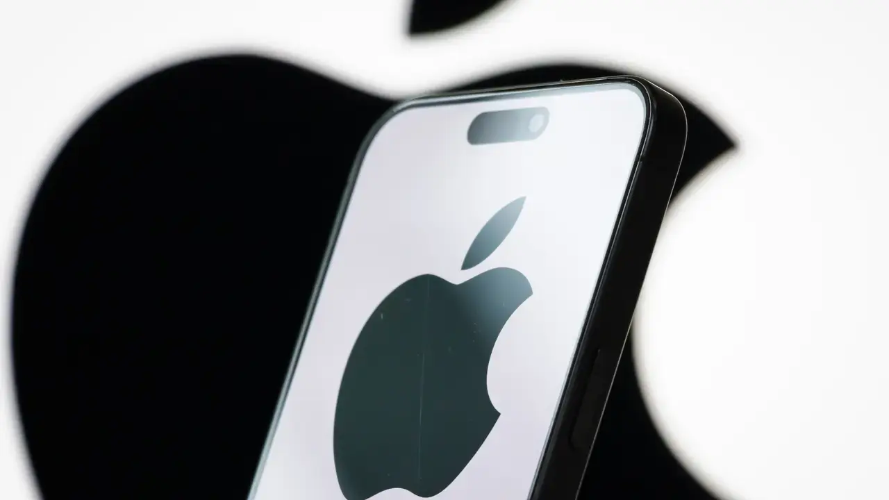 Apple to Unveil iPhone 18 and Foldable iPhone Ultra
