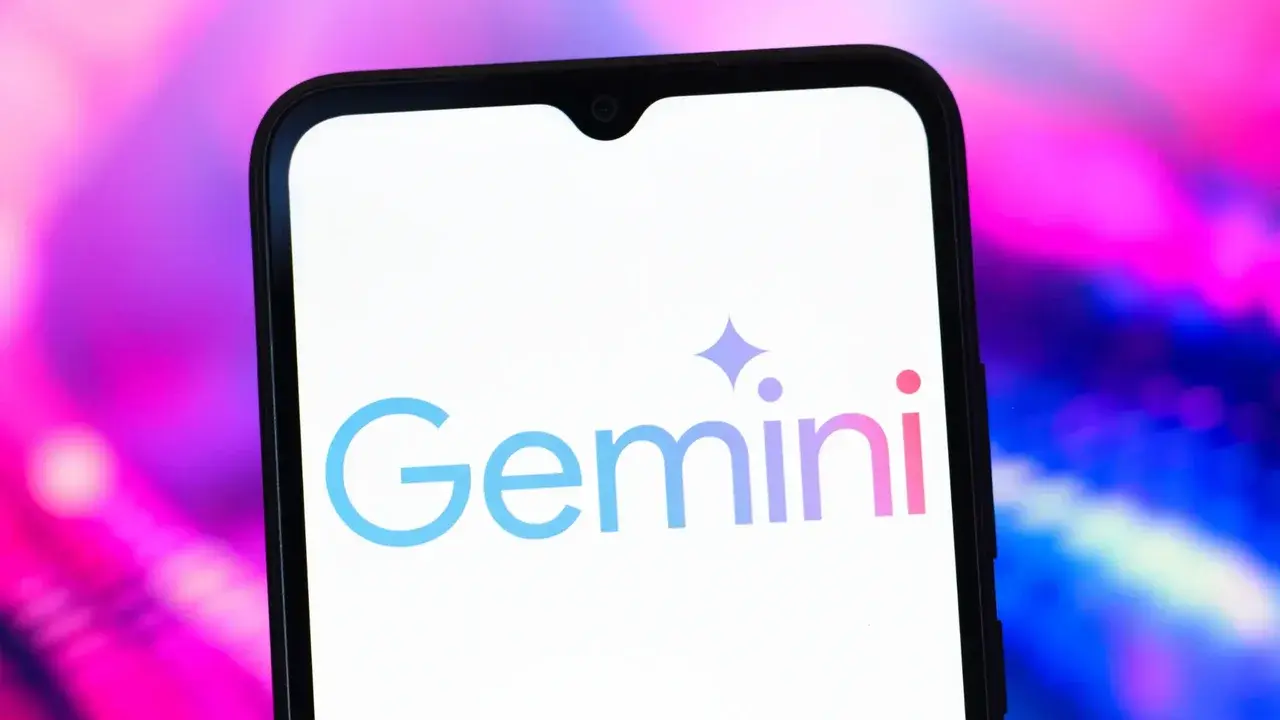 Google Tests Significant Gemini Interface Enhancements for Better Organization
