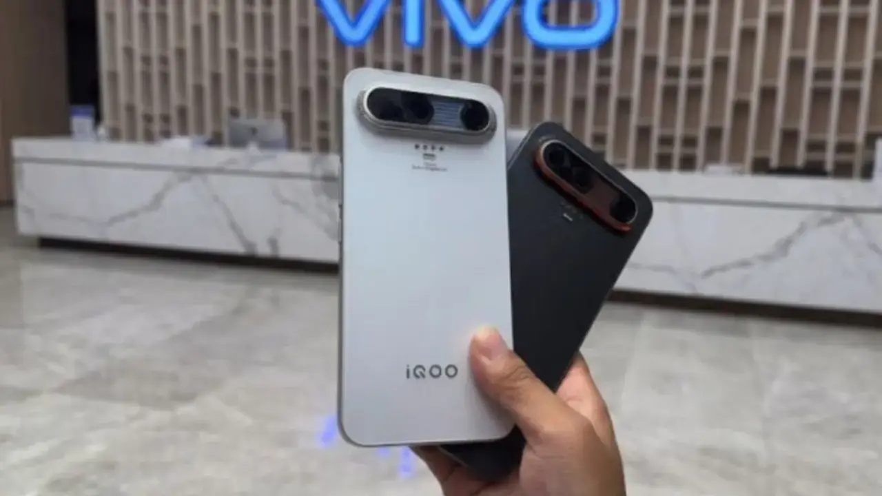 iQOO X Concept Phone Unveiled with Futuristic 15,000mAh Battery