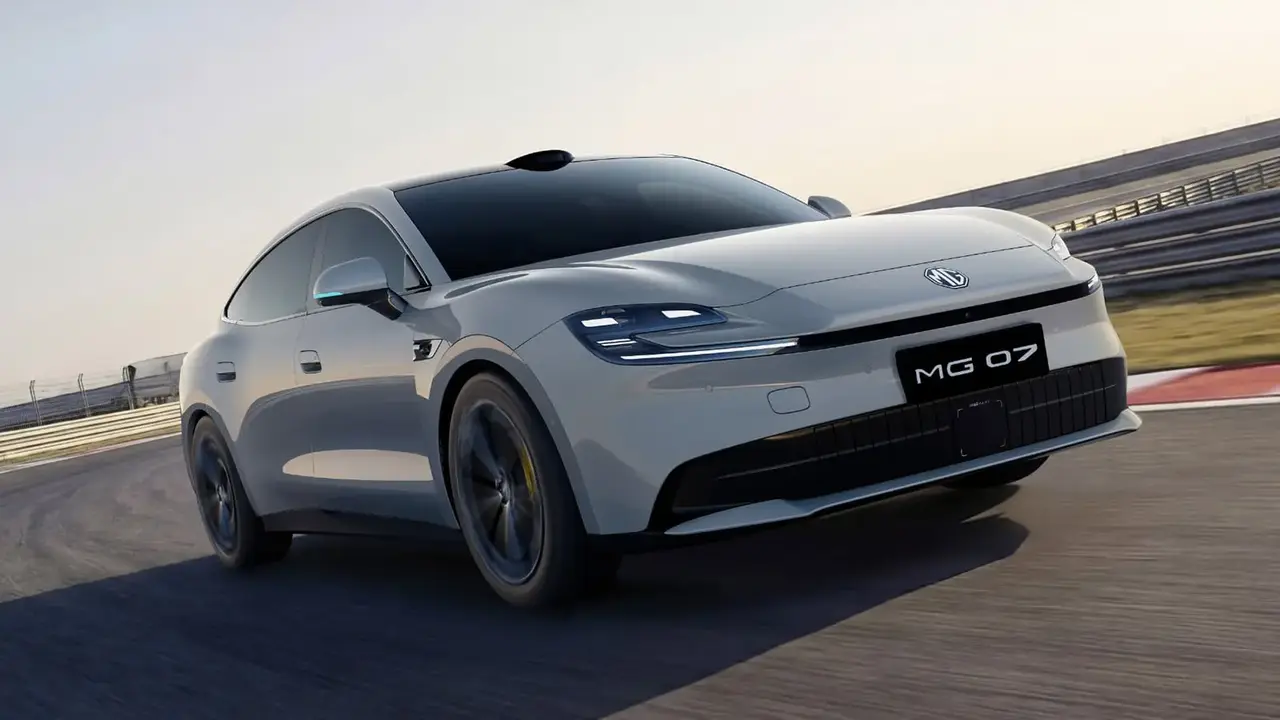 MG 07 Sedan Breaks Sales Records With 845 KM Range