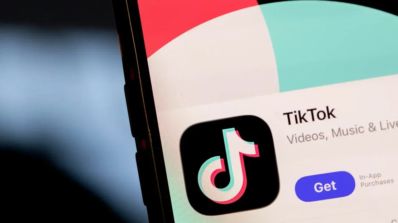 TikTok Tests New Peer-to-Peer Payment Feature in Direct Messages