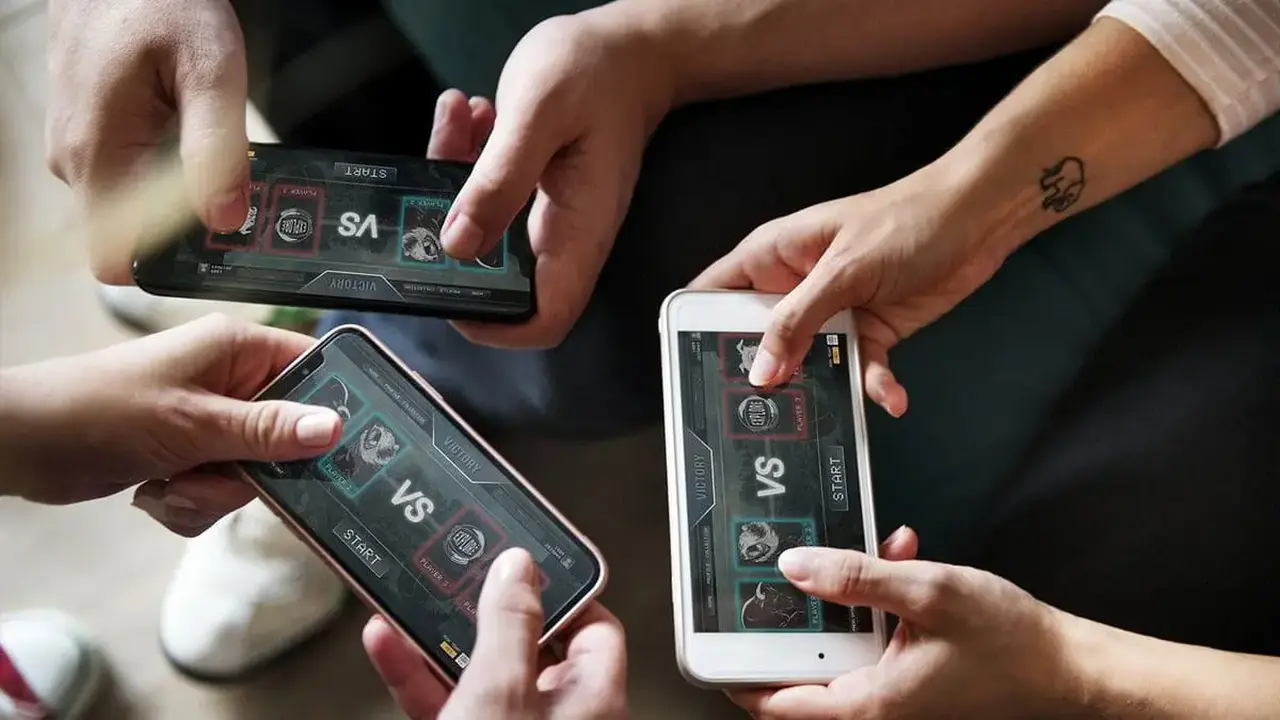 Top 8 Multiplayer Mobile Games to Play on Two Phones