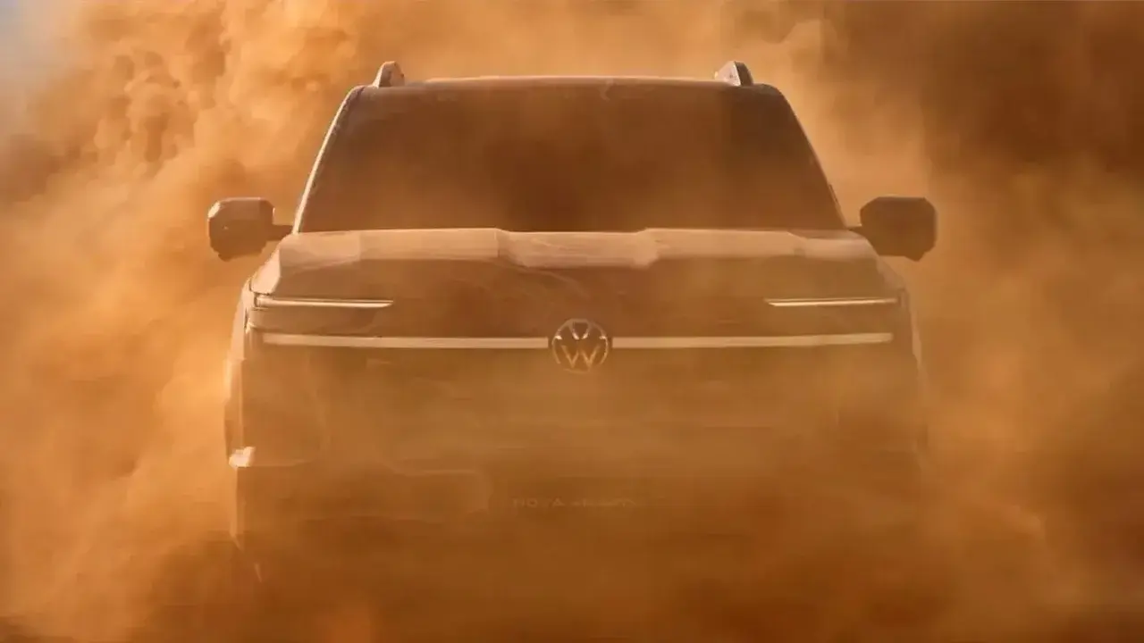 Volkswagen Reveals First Look at the New Powerful Amarok
