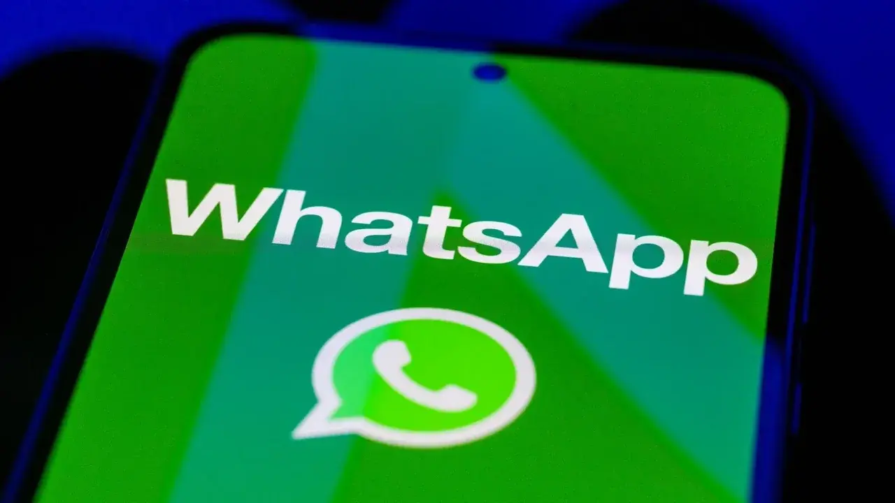 WhatsApp Develops New Animated Chat Themes for Android