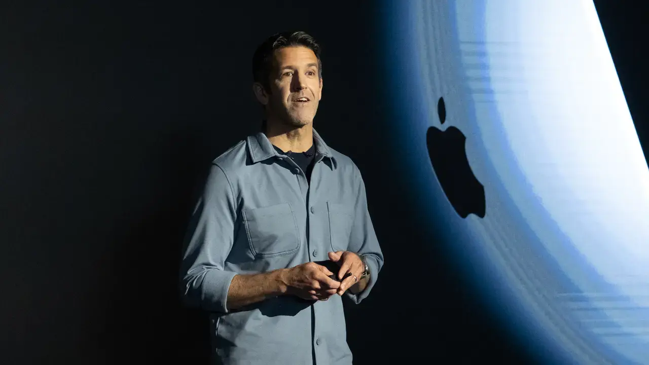 Apple Appoints John Ternus as New CEO After Tim Cook