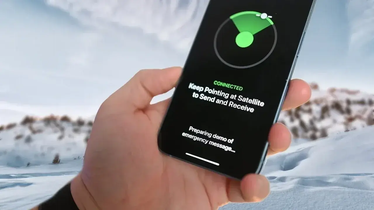 Apple Extends Free Satellite Connectivity Access for iPhone Users