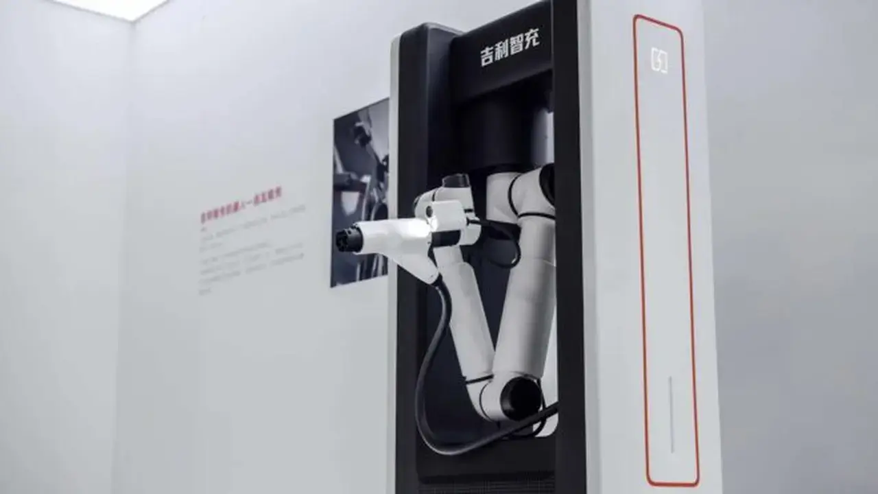 Geely Unveils Revolutionary 2.2 Megawatt EV Charging Technology