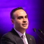 Turkish Minister of Industry and Technology Mehmet Fatih Kacır speaking at a podium, announcing the Turkey patent fee discount for SMEs and AI patents